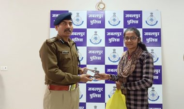 Crime से Care तक: CEIR की अदालत में 82 गुम मोबाइल “बेगुनाह” साबित, जबलपुर पुलिस ने 15 लाख नहीं 82 ज़िंदगियाँ लौटाईं